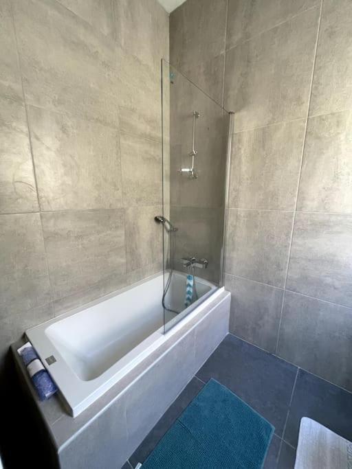 Brand New Appartement Of Two Bedrooms In Sliema Luaran gambar